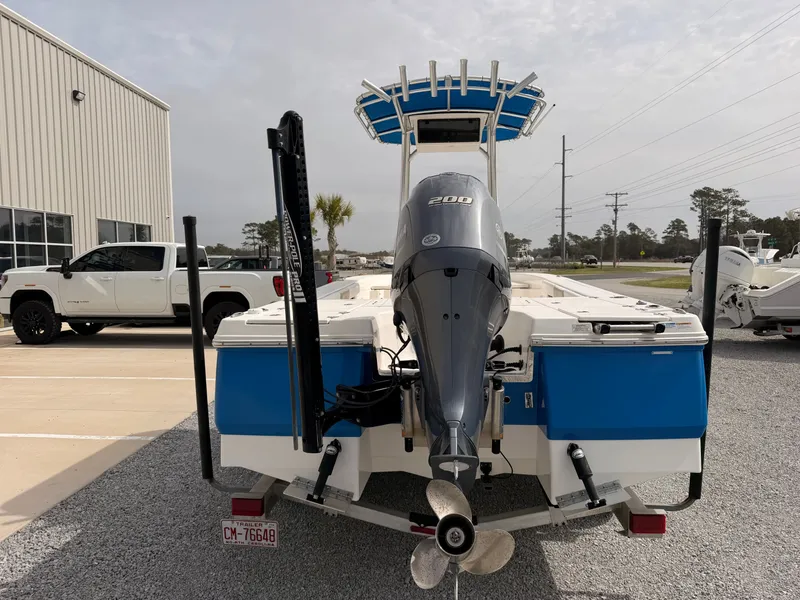 Slide: The Image of Robalo 226 Cayman 2018 - 3