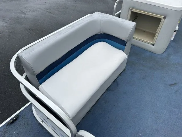 Slide: The Image of Palm Beach 200 boat seat, blue-gray design, 1998 model. - 8