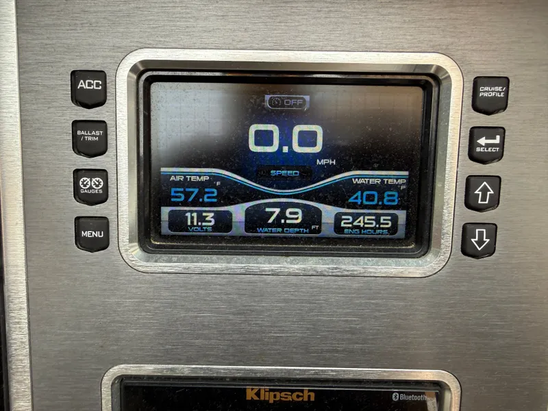 Slide: The Image of MasterCraft XT 20 2018 boat display showing temperature and speed readings. - 13