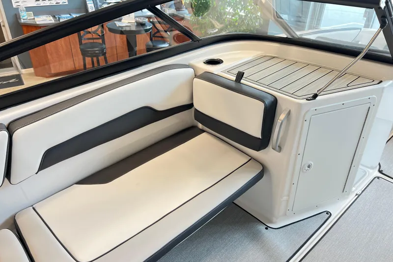 Slide: The Image of 2024 Yamaha Boats AR195 interior seating with sleek design and modern upholstery. - 6