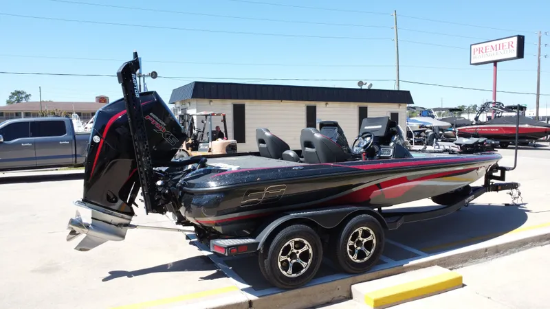 Slide: The Image of Nitro Z19 Pro 2020 - 6