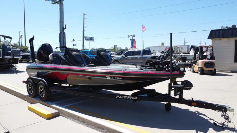 Slide: The Image of Nitro Z19 Pro 2020 - 8