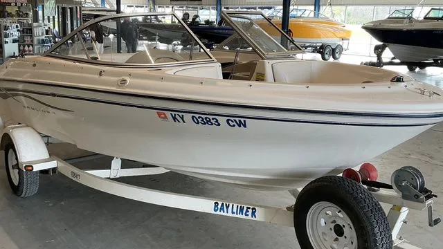 The Image of Bayliner CAPRI 180 2002 - 1