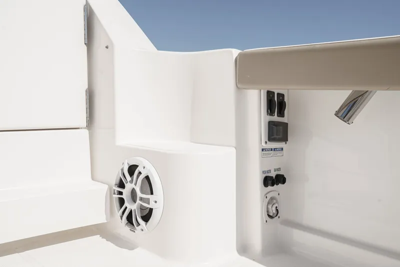 Slide: The Image of Detail view of 2018 Tiara Yachts 43 Open with speaker and controls. - 17