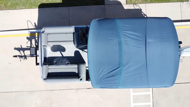 Slide: The Image of Avalon VNT 2080 QL 2022 - 18