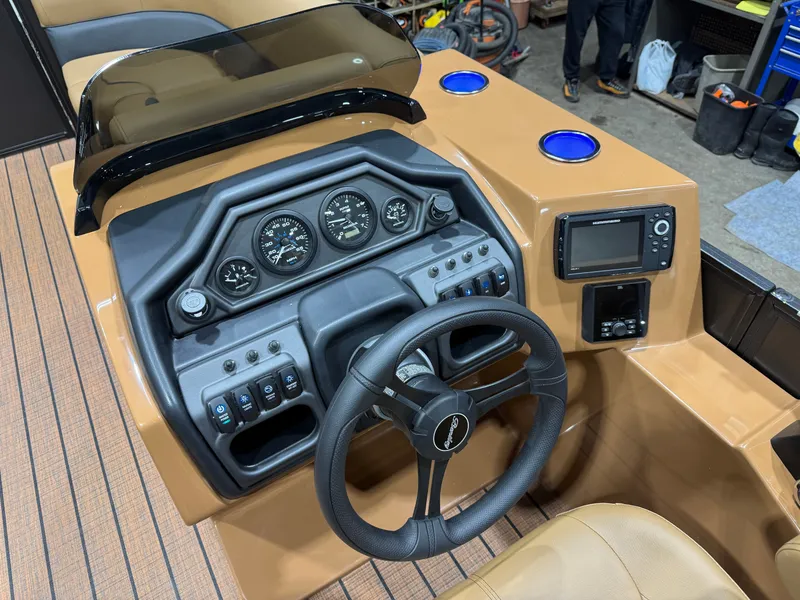 Slide: The Image of Dashboard of Bentley Pontoons Legacy 220 QSB Swingback 2026. - 12