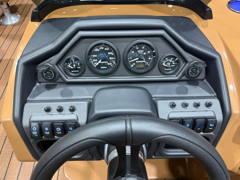 Slide: The Image of Dashboard of Bentley Pontoons Legacy 220 Navigator DL 2026. - 14