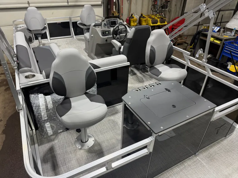 Slide: The Image of Interior of 2026 Tahoe Sport Quad Fish Pontoon. - 22