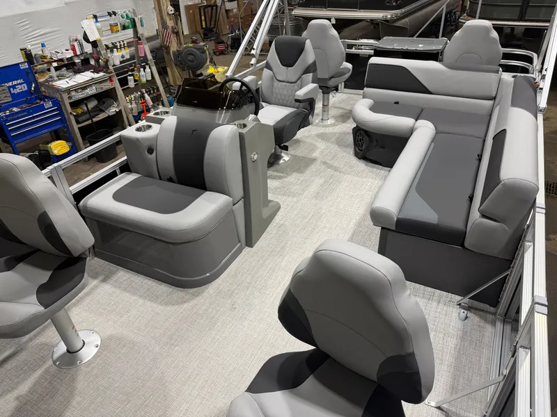 Slide: The Image of Interior of 2026 Tahoe Sport Quad Fish pontoon boat. - 29