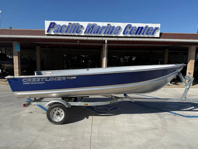 The Image of Crestliner Outreach 1469 2026 - 1