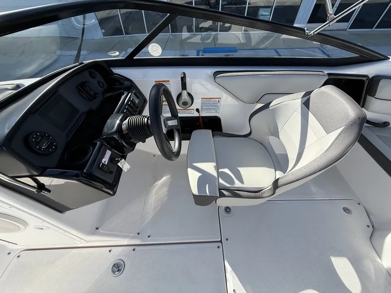 Slide: The Image of Yamaha SX190 2020 - 12