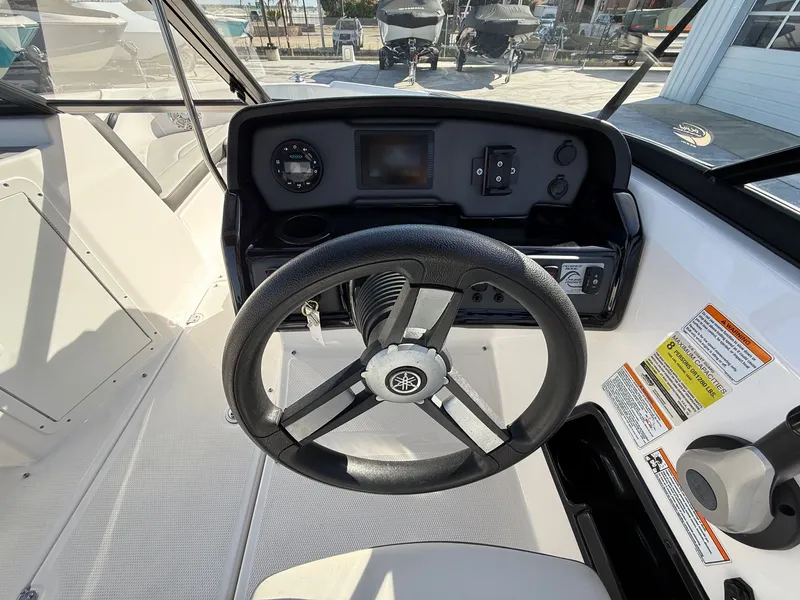 Slide: The Image of Yamaha SX190 2020 - 13