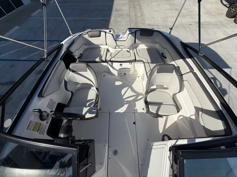 Slide: The Image of Yamaha SX190 2020 - 5