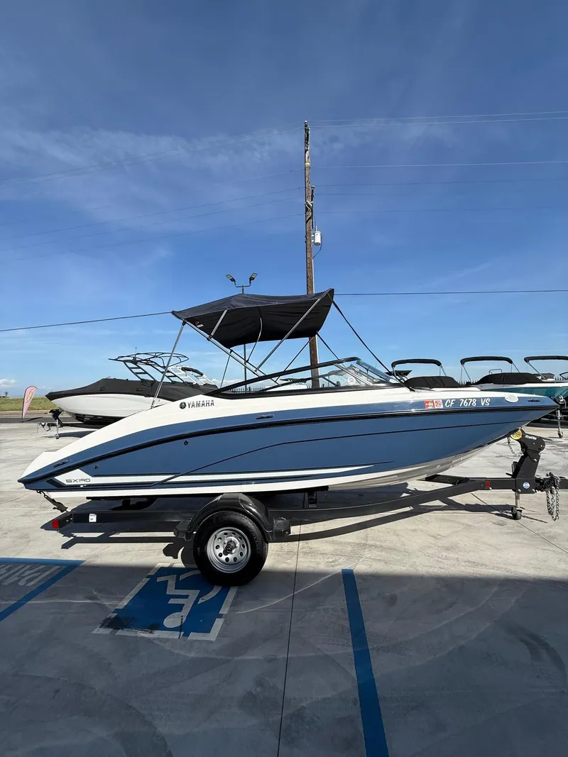 Slide: The Image of Yamaha SX190 2020 - 8