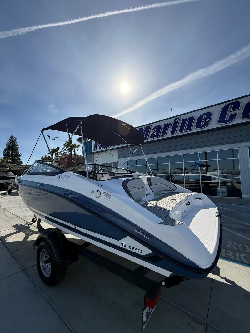 Slide: The Image of Yamaha SX190 2020 - 9