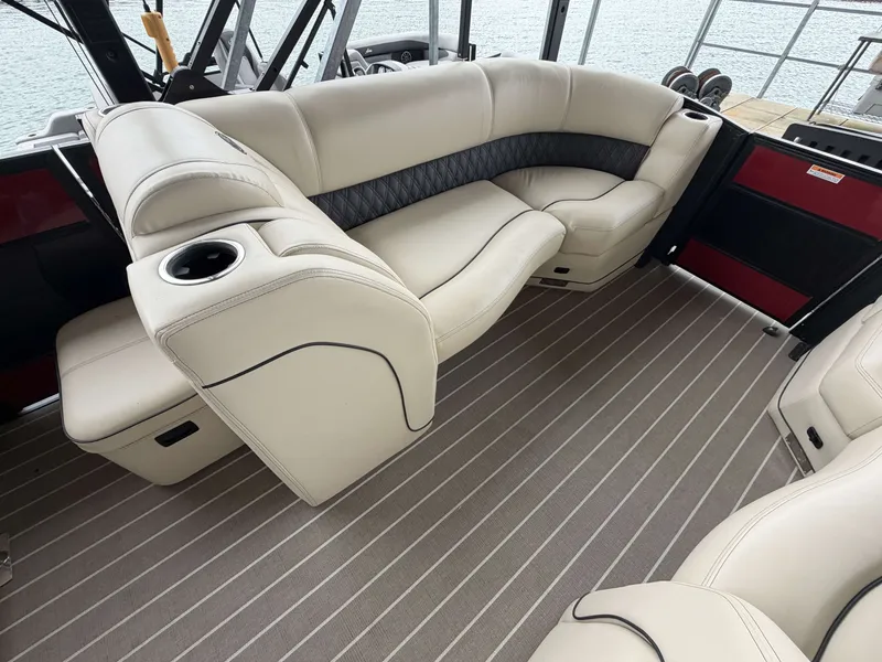 Slide: The Image of Barletta L25UE 2020 - 7