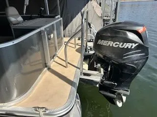 Slide: The Image of Harris 240CX 2014 - 16