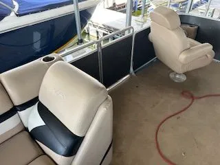 Slide: The Image of Harris 240CX 2014 - 29