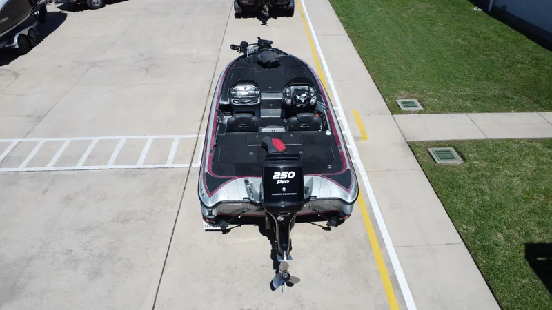 Slide: The Image of Triton 20 TrX Patriot 2018 - 12