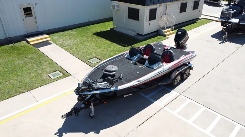 Slide: The Image of Triton 20 TrX Patriot 2018 - 9