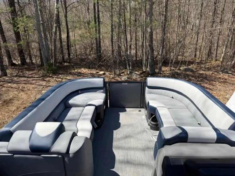 Slide: The Image of Avalon Catalina Entertainer 2025 - 13