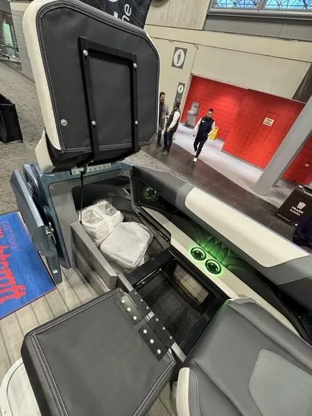 Slide: The Image of Avalon Excalibur 2025 - 18