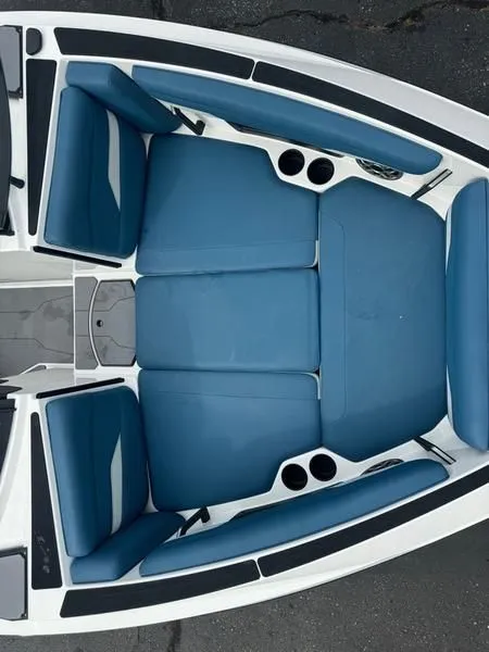 Slide: The Image of Axis T220 2022 - 22