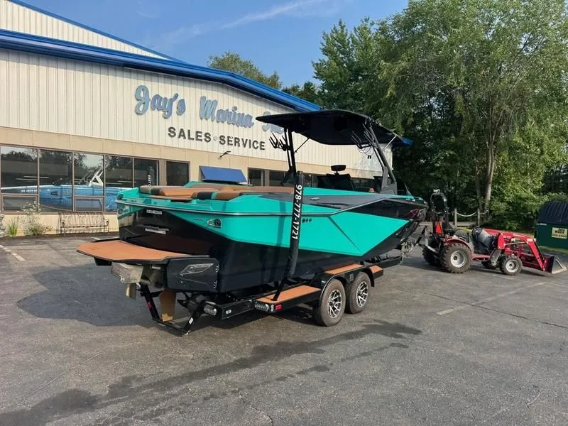 Slide: The Image of Axis T250 2022 - 12