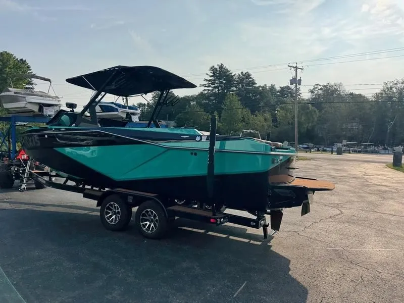 Slide: The Image of Axis T250 2022 - 14