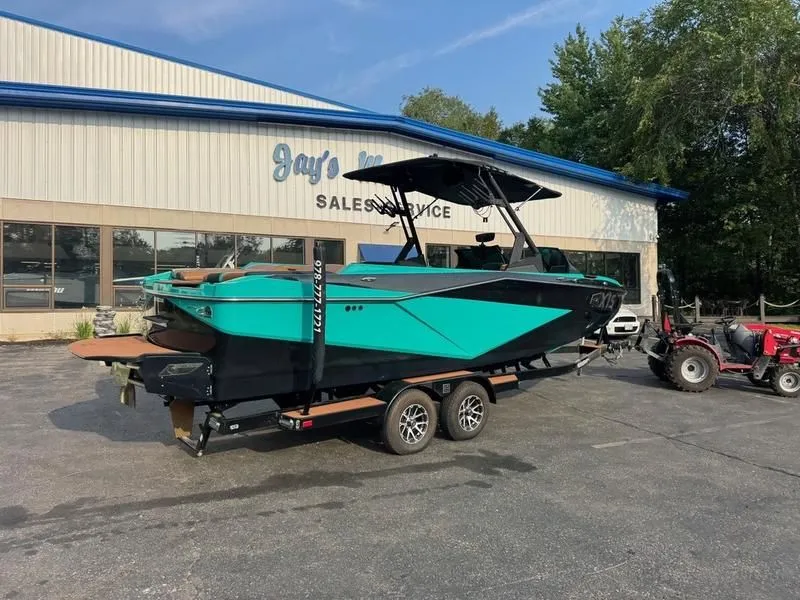 Slide: The Image of Axis T250 2022 - 16