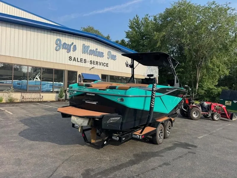 Slide: The Image of Axis T250 2022 - 6