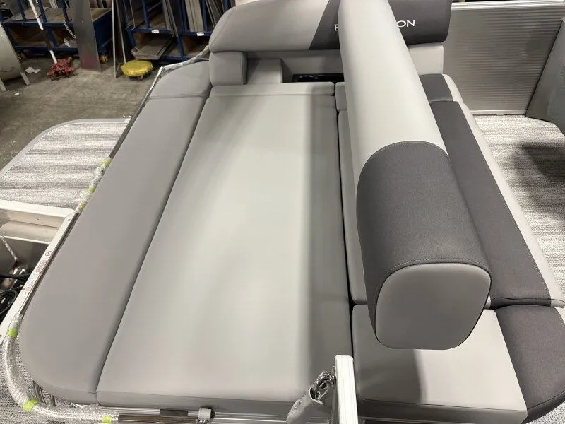 Slide: The Image of Bennington 22SSB (TC) 2026 - 6