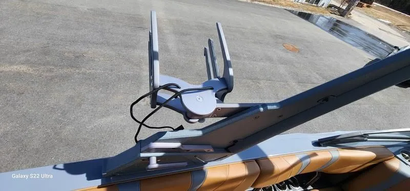 Slide: The Image of Malibu Wakesetter 22 MXZ 2025 - 13