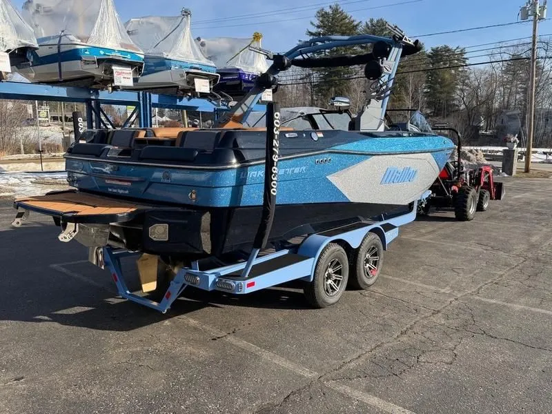 Slide: The Image of Malibu Wakesetter 23 LSV 2026 - 9
