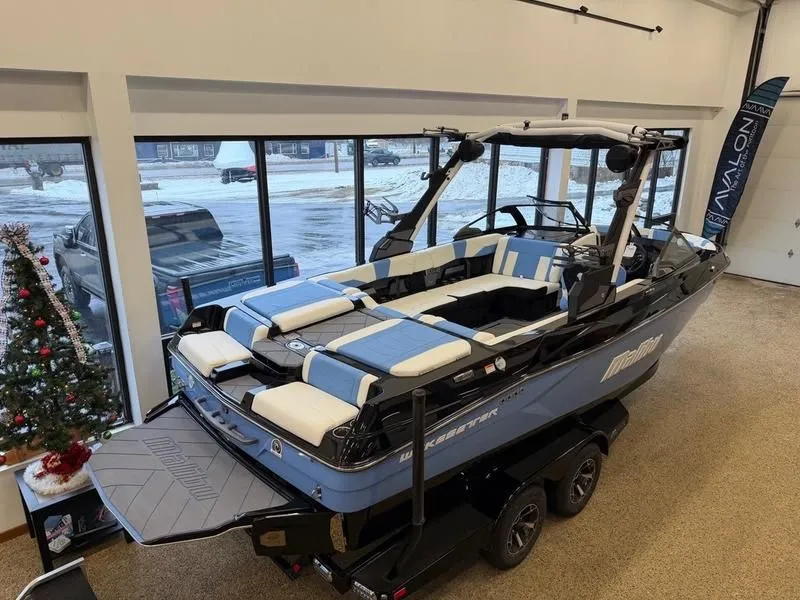 Slide: The Image of Malibu Wakesetter 23 LSV 2026 - 6