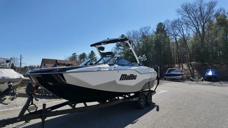 Slide: The Image of Malibu M230 2025 - 5