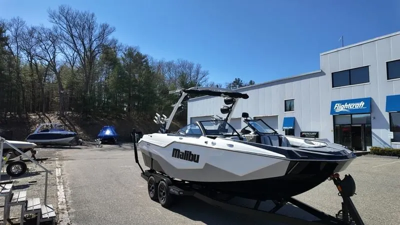 Slide: The Image of Malibu M230 2025 - 6