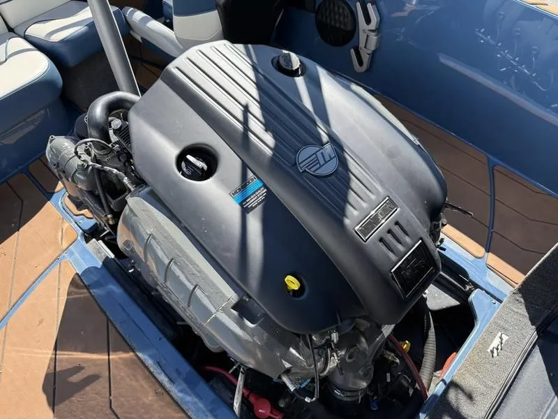 Slide: The Image of Malibu TXi 2024 - 24