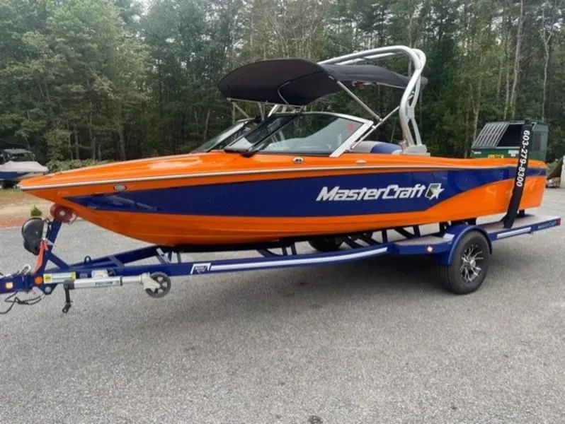 Slide: The Image of MasterCraft ProStar 2017 - 3