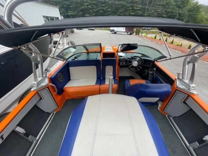 Slide: The Image of MasterCraft ProStar 2017 - 9