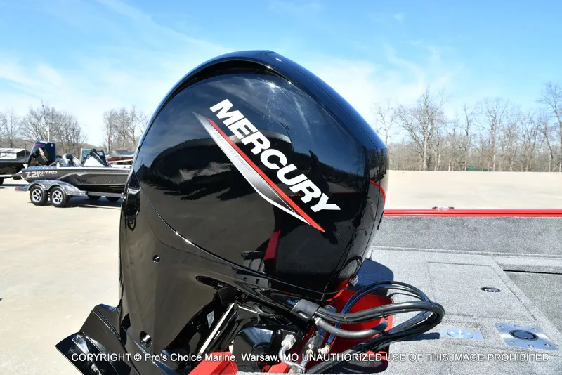 Slide: The Image of Tracker Pro Guide V-175 WT w/150HP 2026 - 21