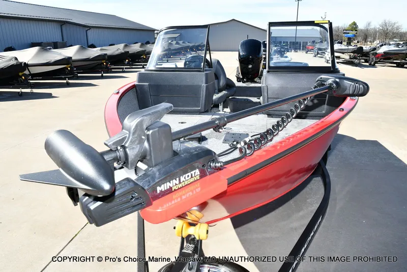 Slide: The Image of Tracker Pro Guide V-175 WT w/150HP 2026 - 26