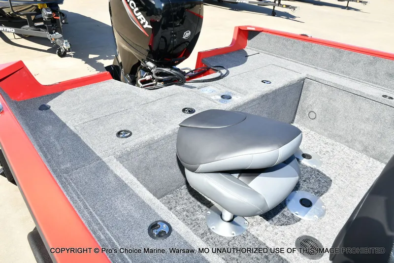 Slide: The Image of Tracker Pro Guide V-175 WT w/150HP 2026 - 30