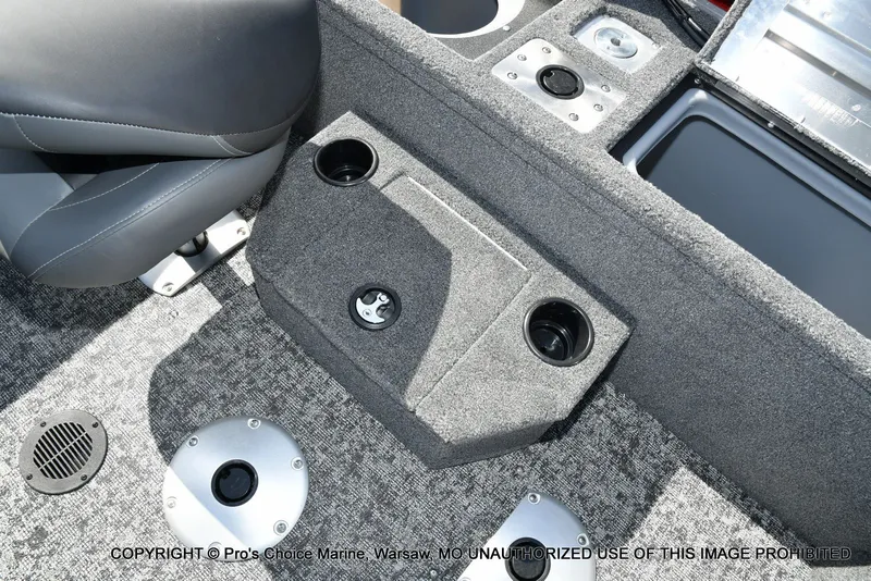 Slide: The Image of Tracker Pro Guide V-175 WT w/150HP 2026 - 56