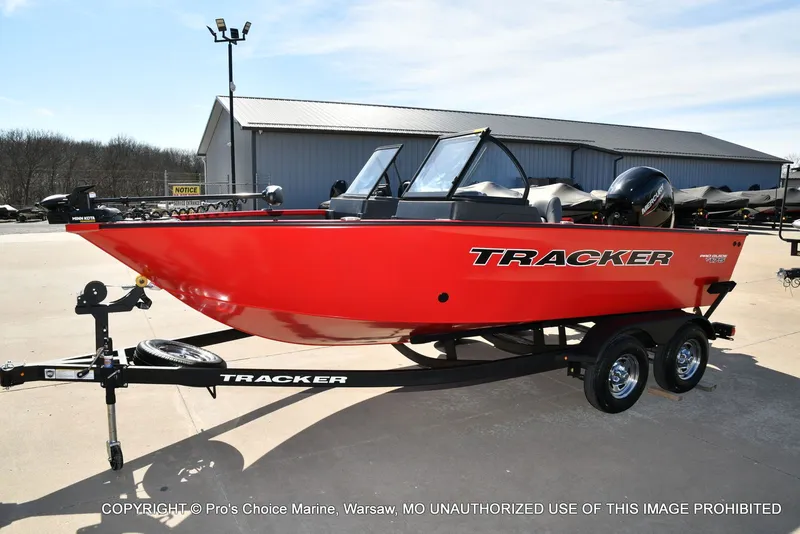 Slide: The Image of Tracker Pro Guide V-175 WT w/150HP 2026 - 72