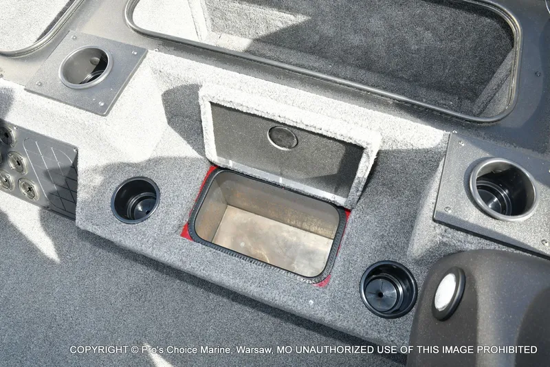 Slide: The Image of Tracker Pro Team 195 Tournament Edition 2024 - 51