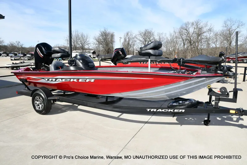 Slide: The Image of Tracker Pro Team 195 Tournament Edition 2024 - 68