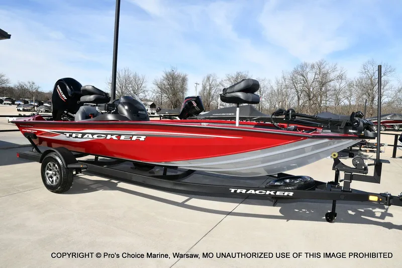 Slide: The Image of Tracker Pro Team 195 Tournament Edition 2024 - 70