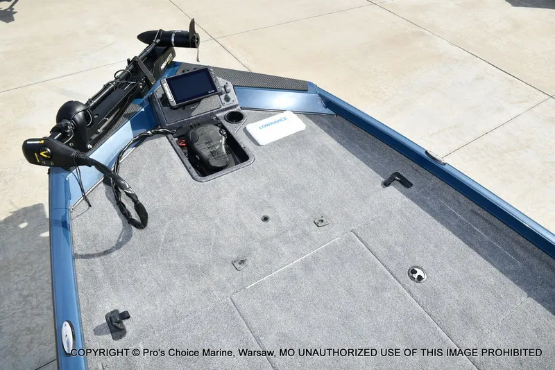 Slide: The Image of Ranger RT198P DUAL CONSOLE 2024 - 10