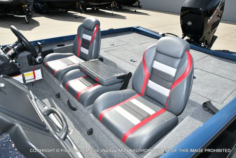 Slide: The Image of Ranger RT198P DUAL CONSOLE 2024 - 16